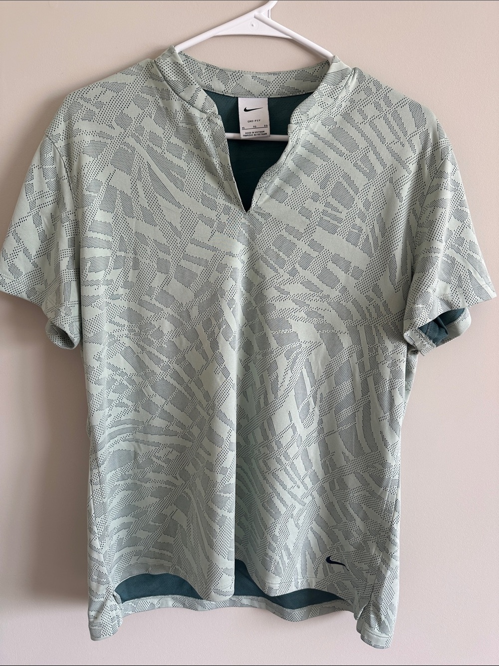Nike Women's Mint Green Short-Sleeve Dri-Fit Golf Tee